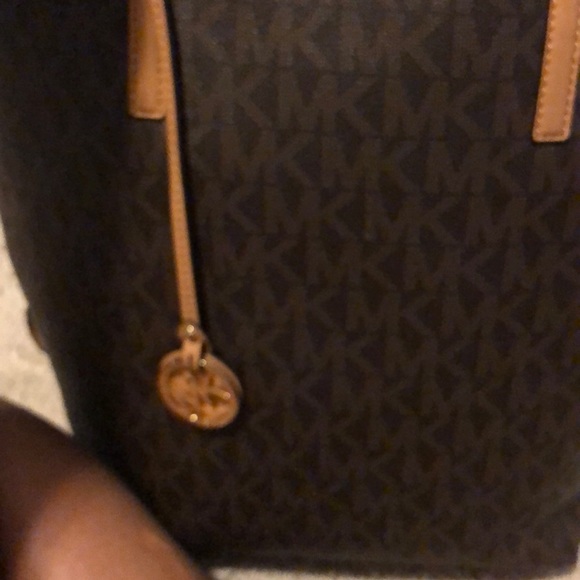 MK purse and wallets - Picture 3 of 8